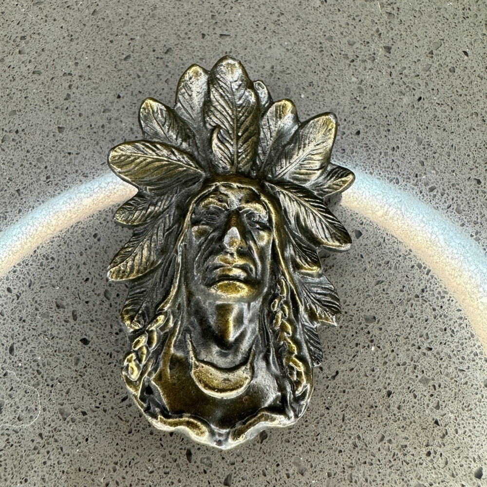 Brass Indian head belt buckle from 1975 vintage​​​​
